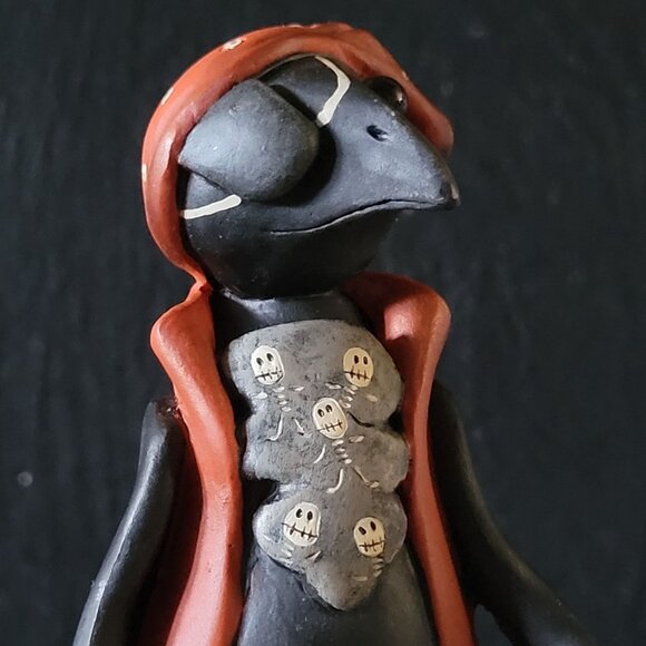 Resin Trick or Treating Halloween Crow Figure in Pirate Costume w/ Skull Bucket - Picture 2 of 9